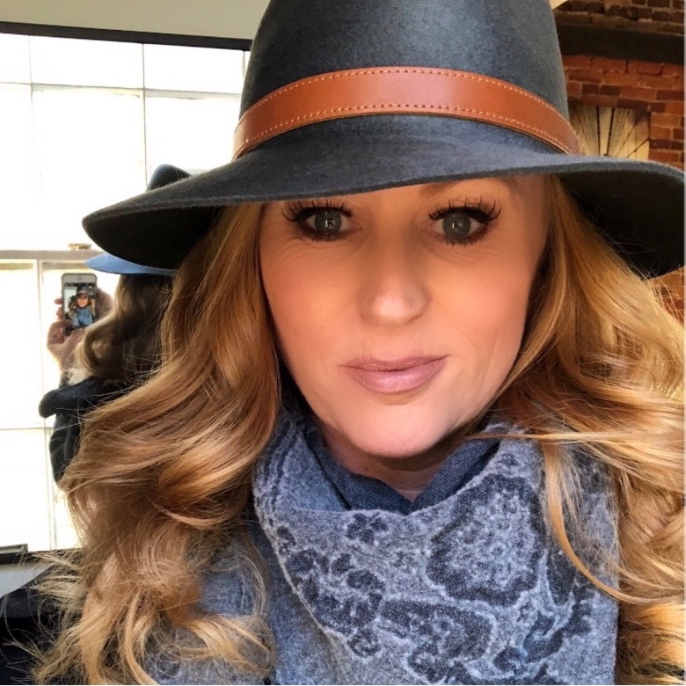 Frye hat